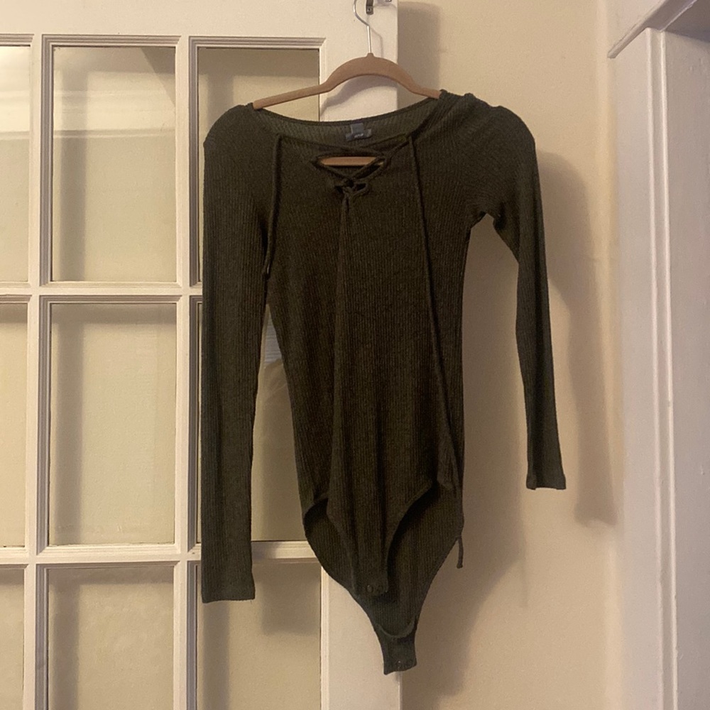 I’ve body suit, light soft material.